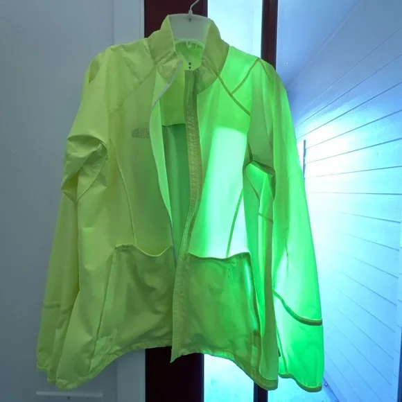 The North Face Women's Neon Yellow Running Jacket - Picture 5 of 7